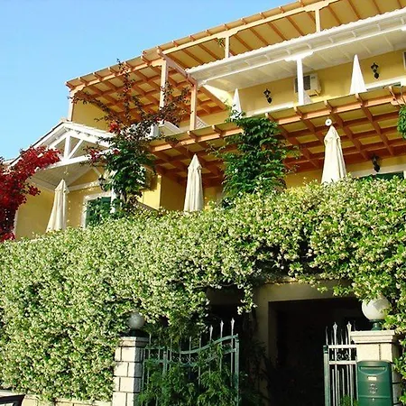 Sofia Hotel 2*